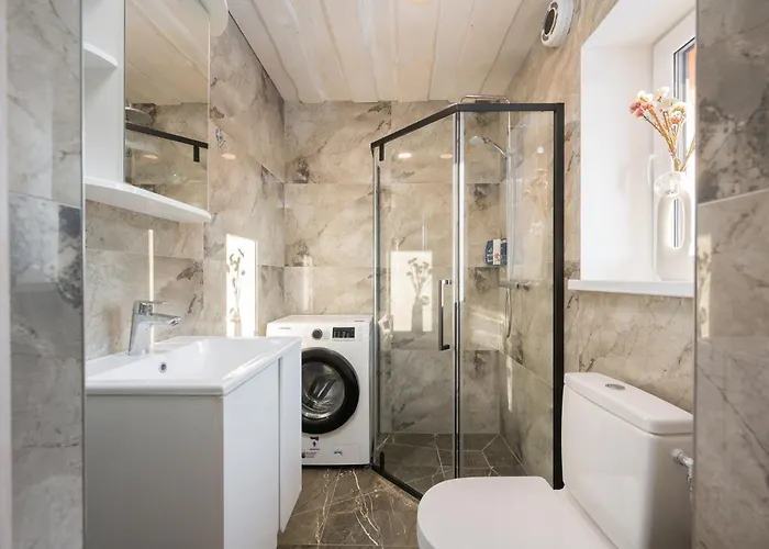 Kaljuranna Puhkemaja Tatil Evi *